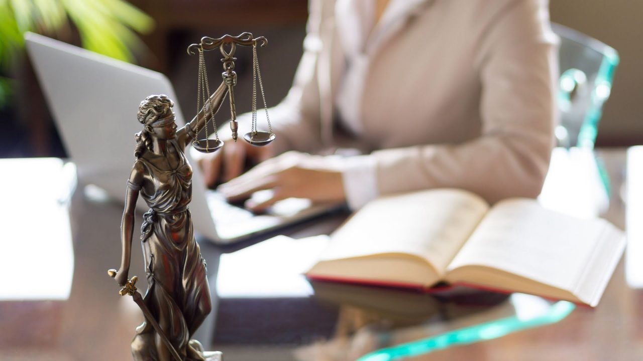 Як захистити свої права під час допиту? Поради кримінального адвоката