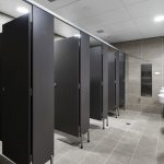 Как долго прослужат перегородки для санузла из HPL пластика?